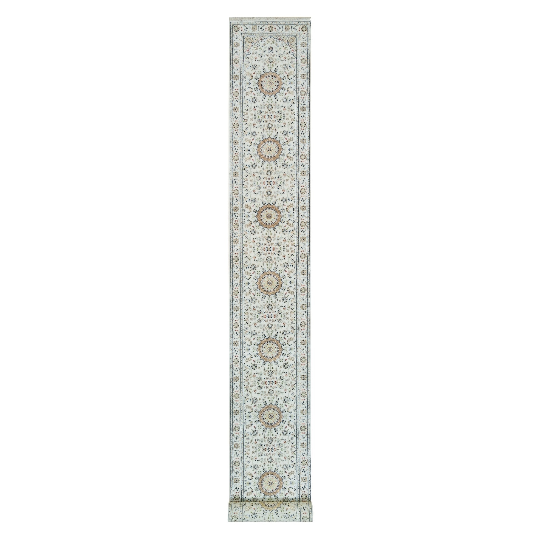 Traditional Rugs LUV593946